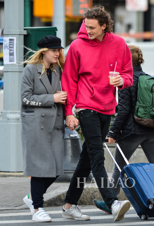  (Dakota Fanning) Henry Frye 20171219ŦԼ