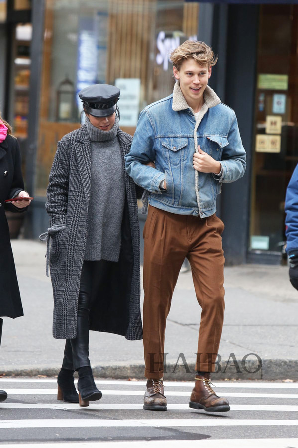 2017123գɯ˹ (Vanessa Hudgens) Austin ButlerŦԼ